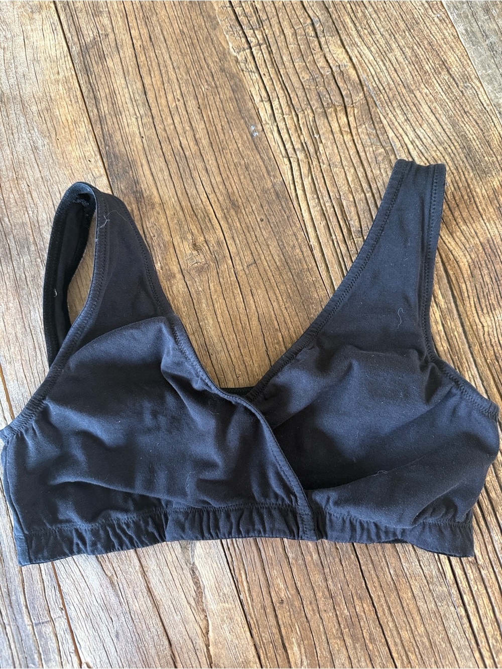 Motherhood Maternity Black Wireless V-Neck Bralette